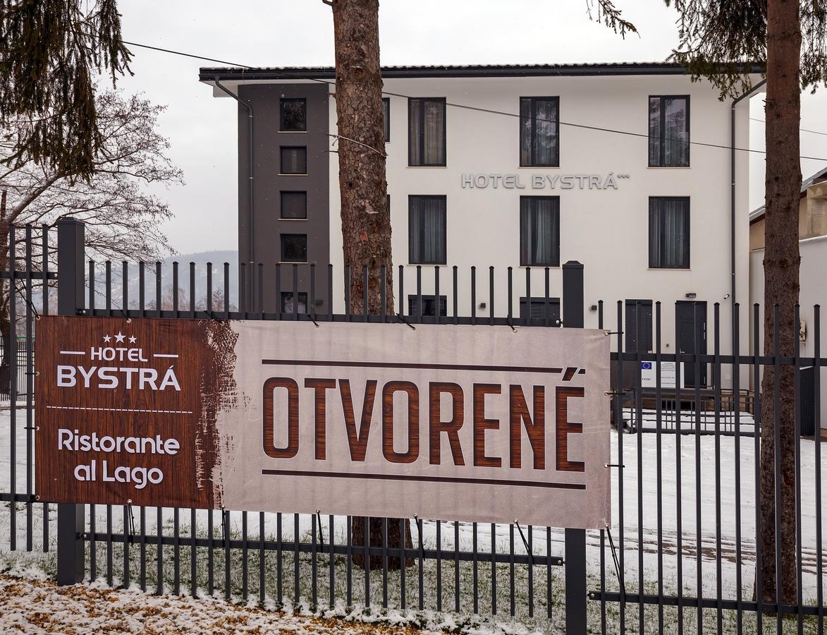 Hotel Bystra Снина Екстериор снимка